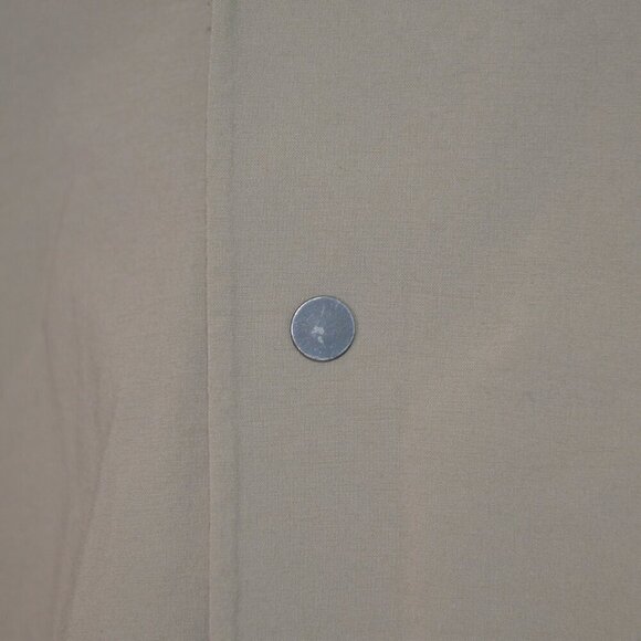 Lululemon Lab Men's Viha Shirt Green Khaki Sz S - Picture 9 of 9